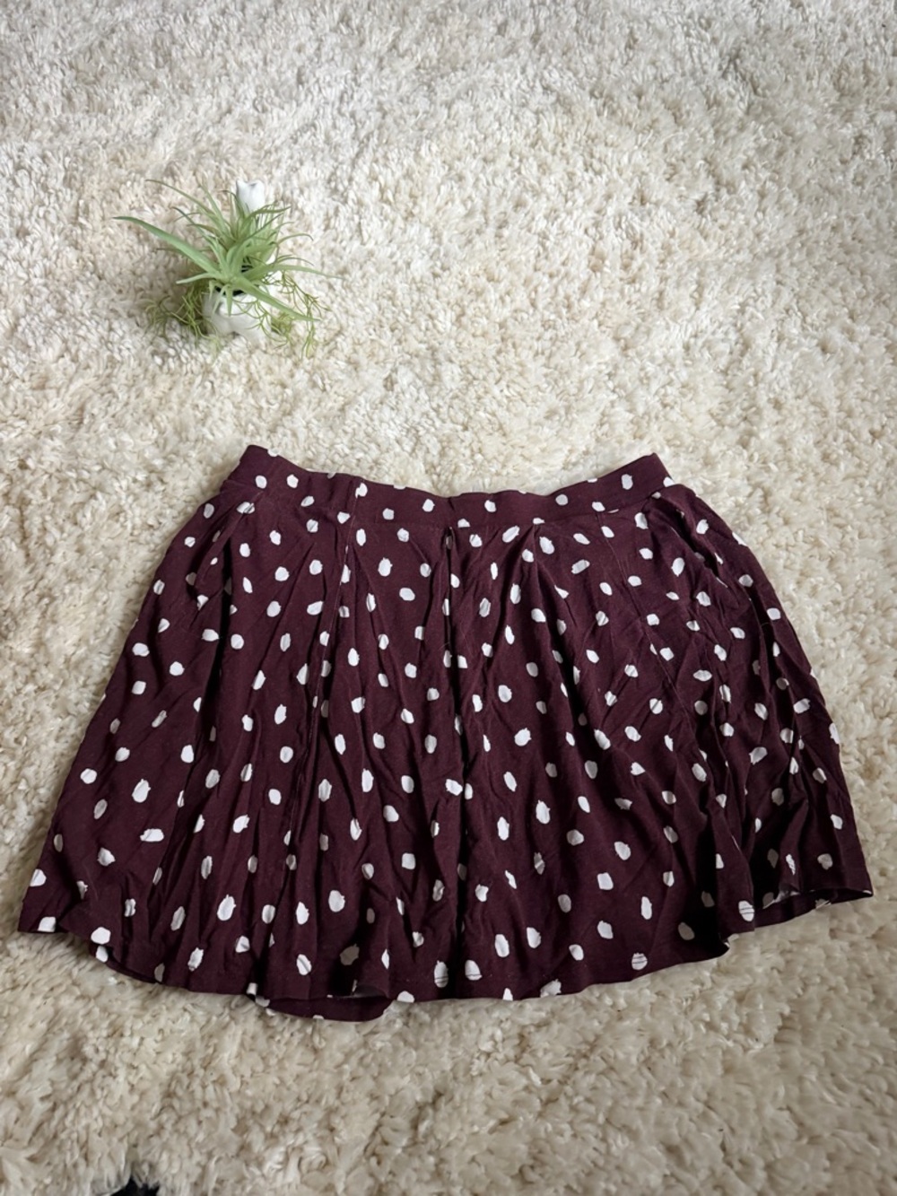 Ciscos super cute maroon flowy Burgundy Polka Dot Skater Skirt